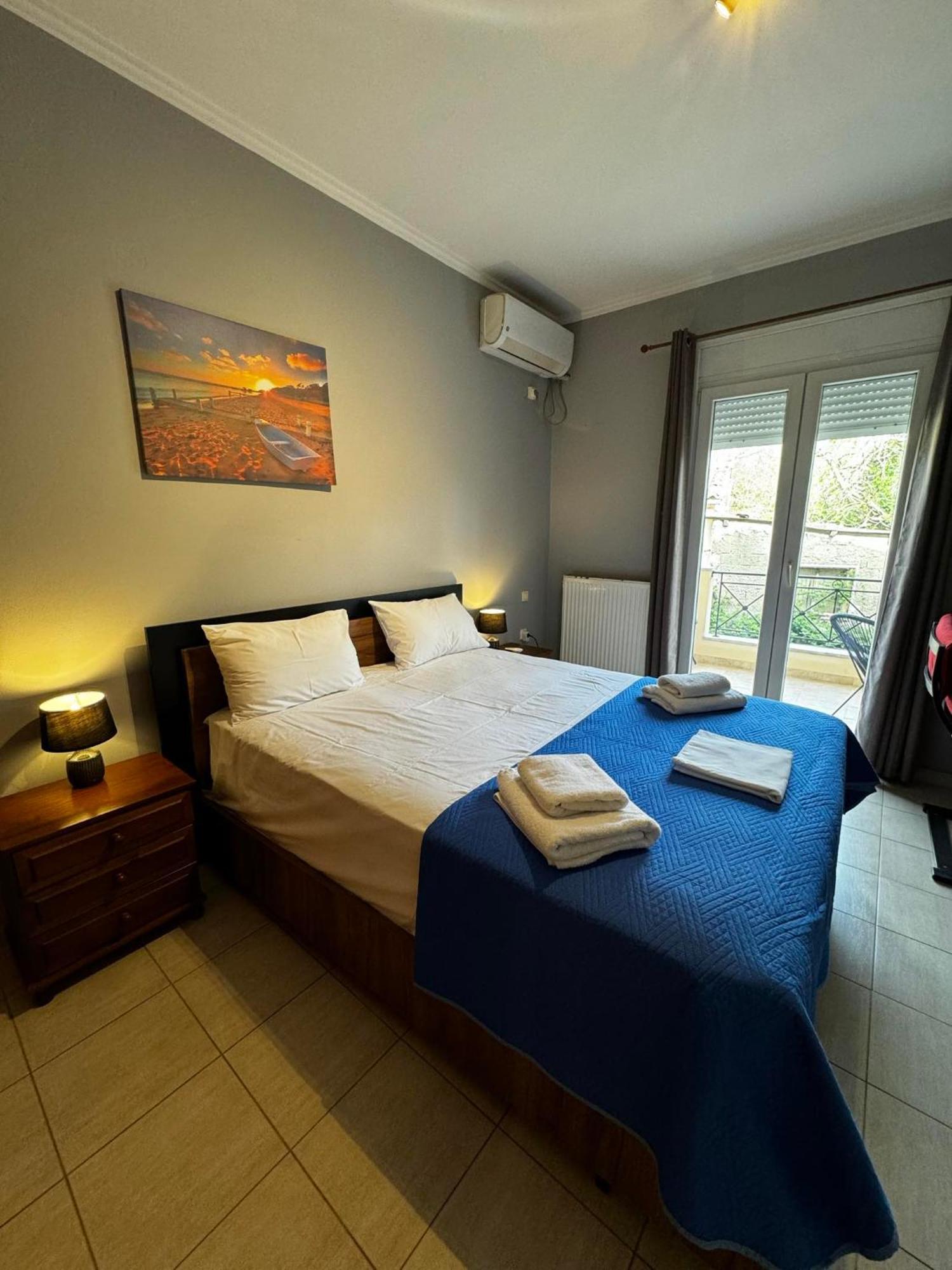 Dimitris House Alepou
